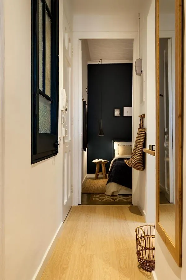 Rovira - One Bedroom Apartment In Penedes Barcelona